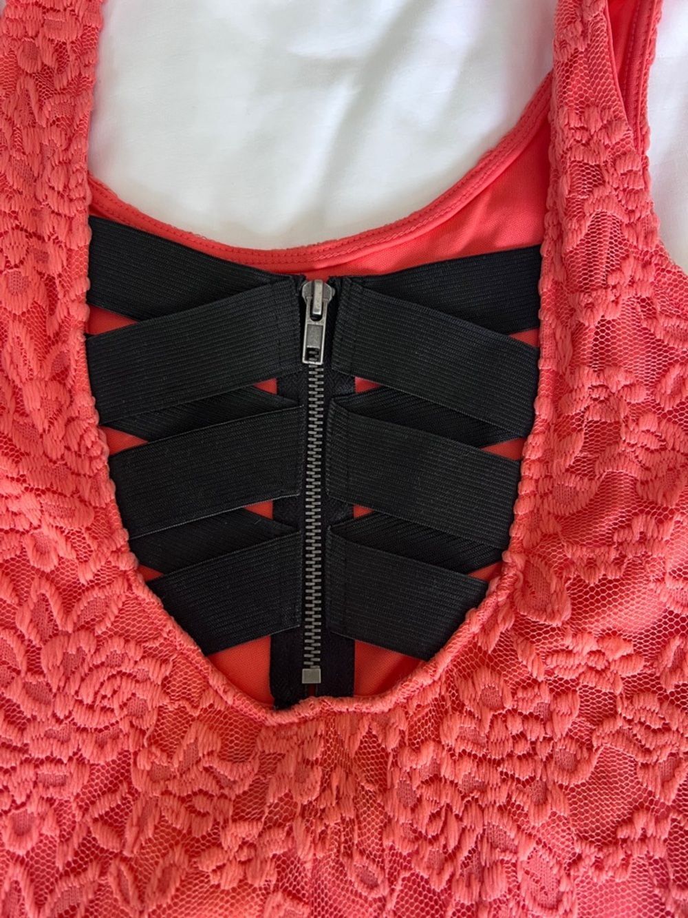 Material Girl Coral Sleeveless Bodycon Cocktail Dress Size L Fits Like M/8 - Picture 9 of 9